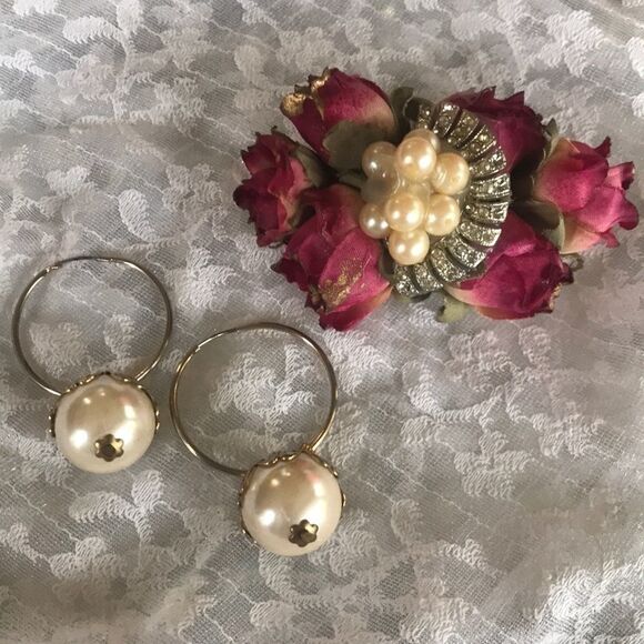 Rose and Pearl Brooch with Pearl Earrings! - Picture 1 of 3